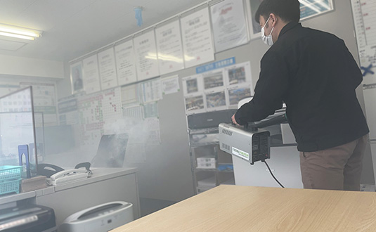 高い除菌効果のみならず、 約３ヶ月の抗菌力が持続！